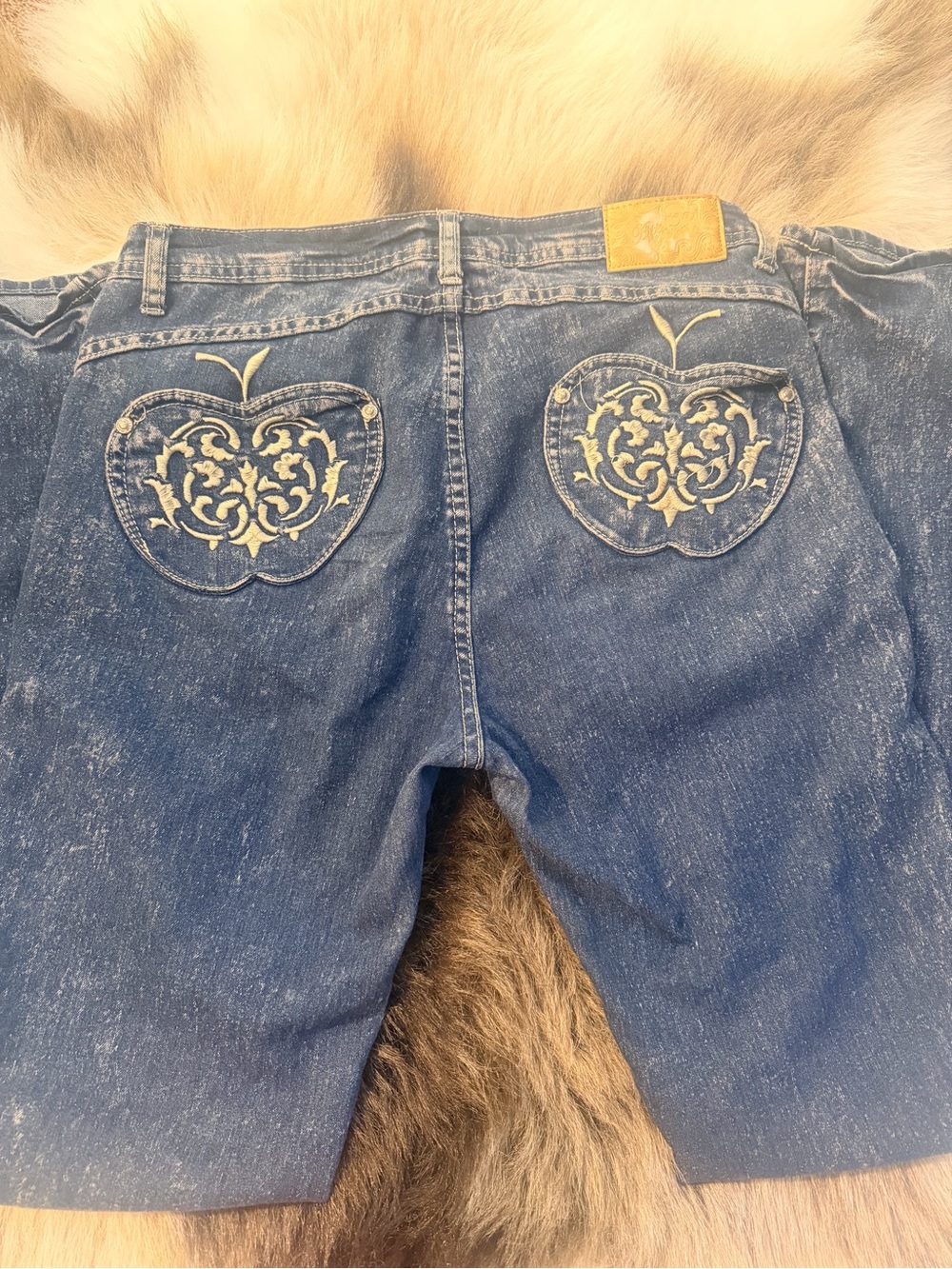 Women's APPLE BOTTOMS  Blue Embroidered Back-Pocket Jean